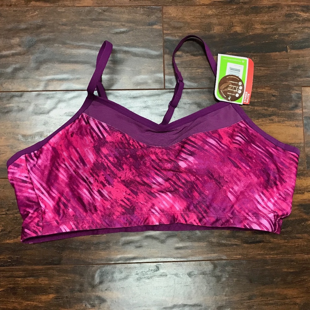 NWT Moving Comfort Sports Bra